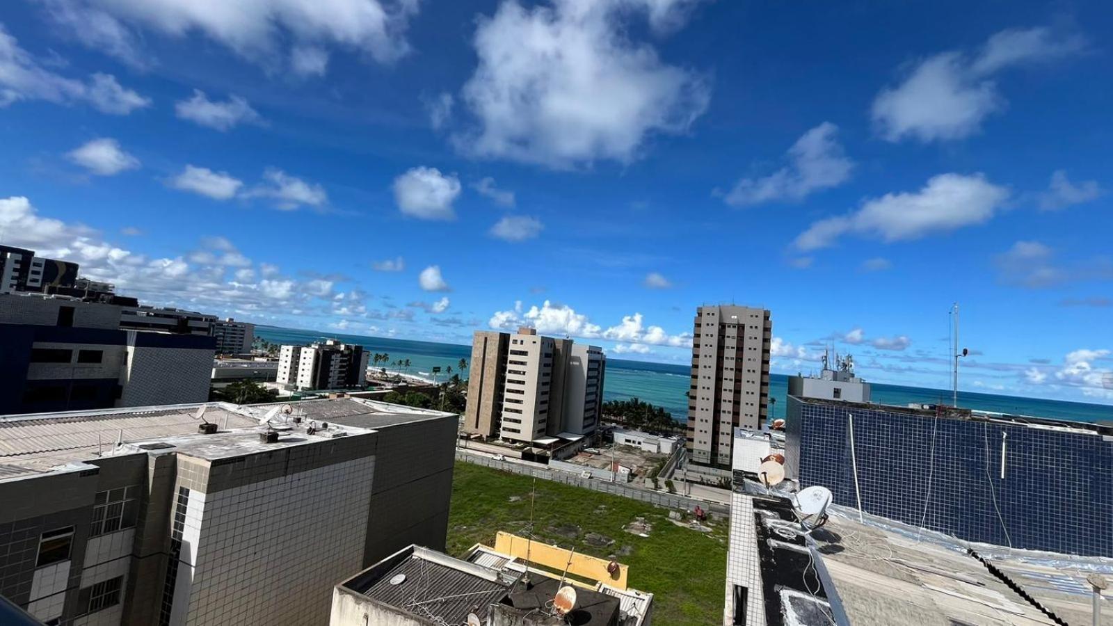 Ap Da Dona Lalyta - Com Vista Do Mar - Em Maceio-al *