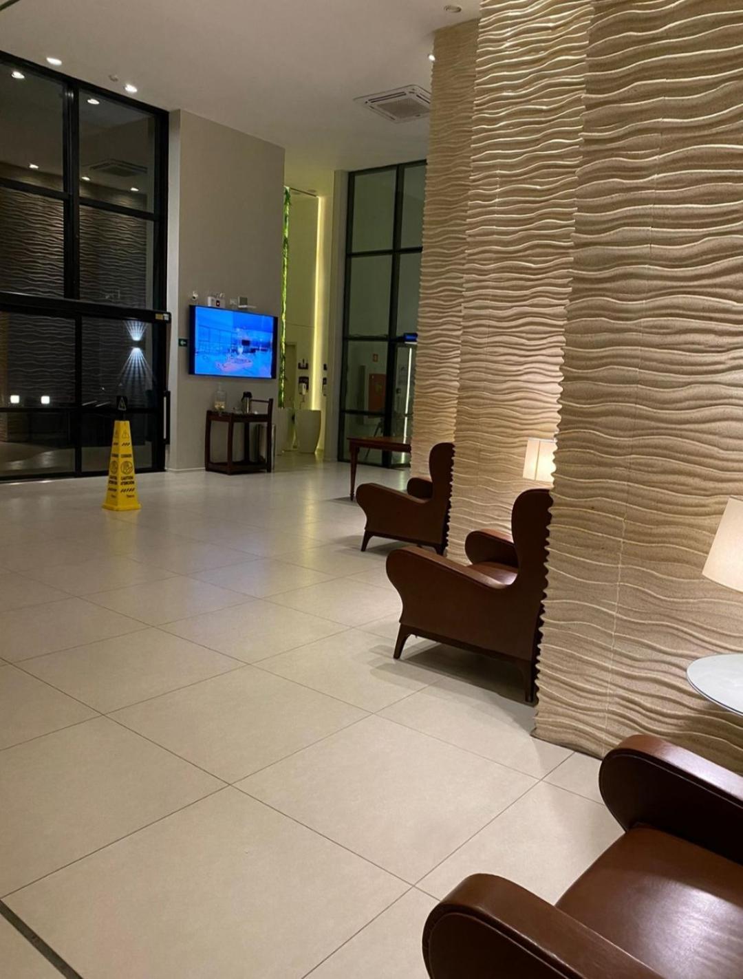 Apartamento Pajucara Front 2