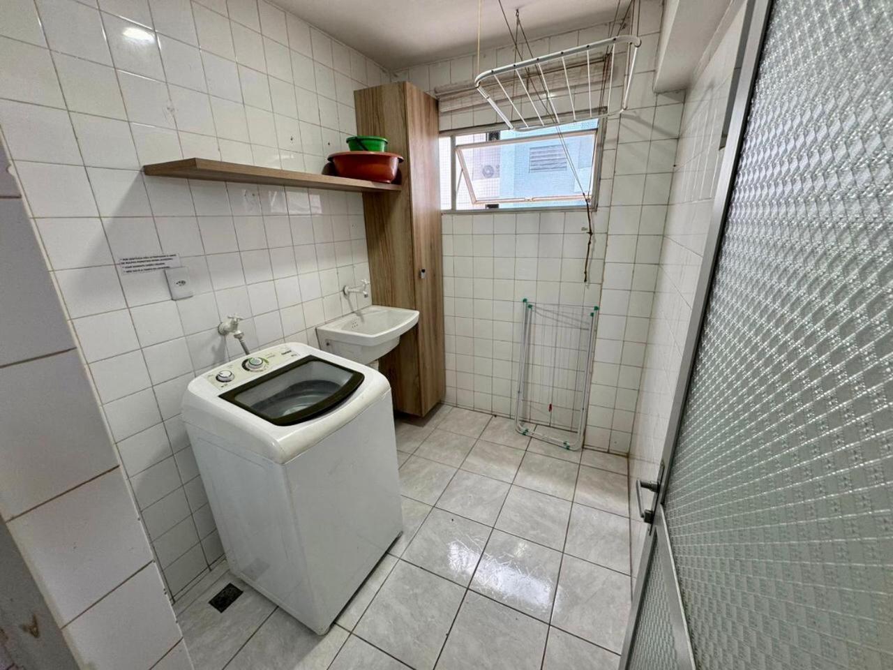 Apartment Vista Unica A Beira-mar Na De Pajucara Ate 7 Pessoas - Apto 302