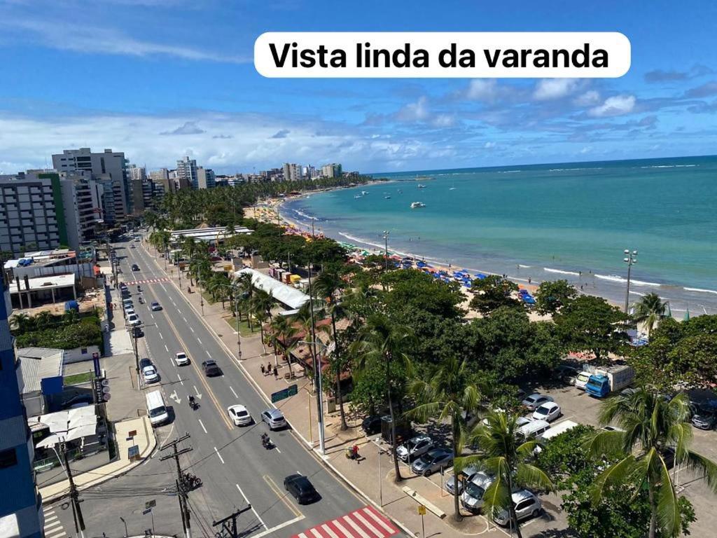 Exclusividade Com Vista Incrivel A Beira-mar Na De Pajucara Dois Quartos - Apto 901 Apartamento Maceió