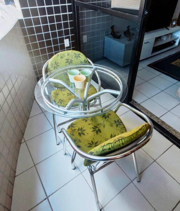 De Ponta Com Um Apartamento *