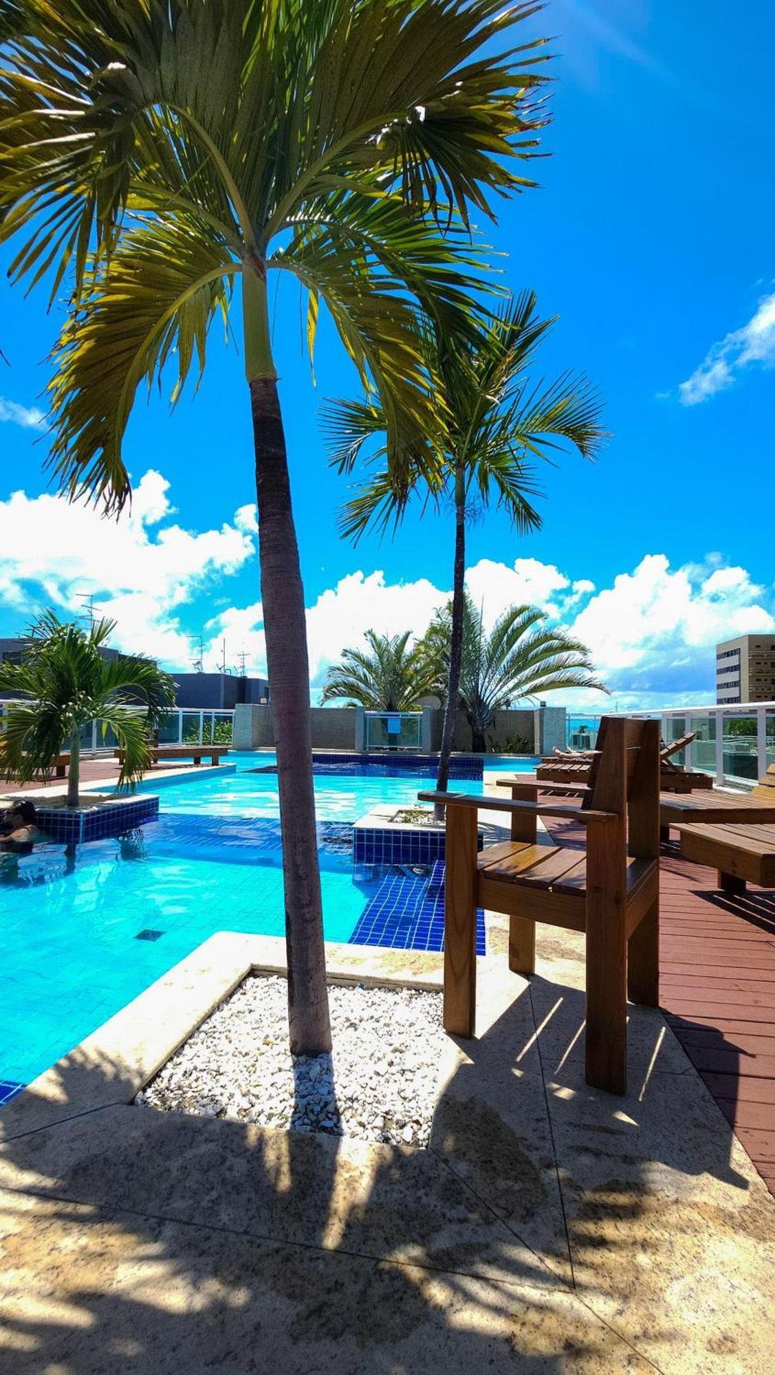 Apartamento Condomínio De Luxo A Beira Mar!