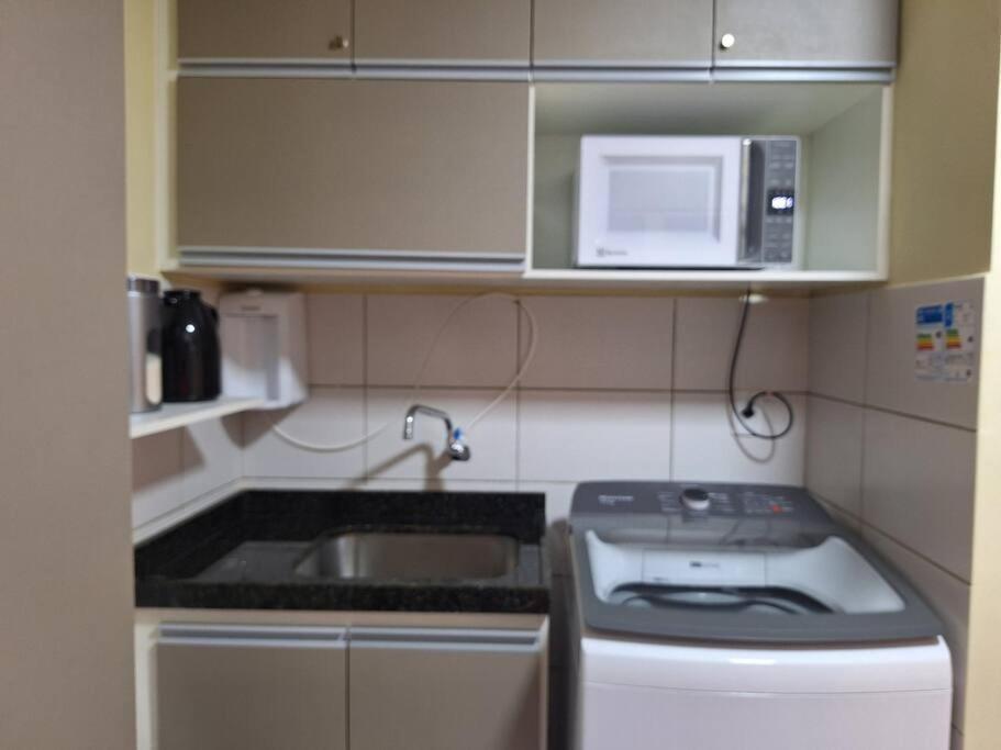 Perto De Aconchegante E Equipado Na Jatiuca Apartamento