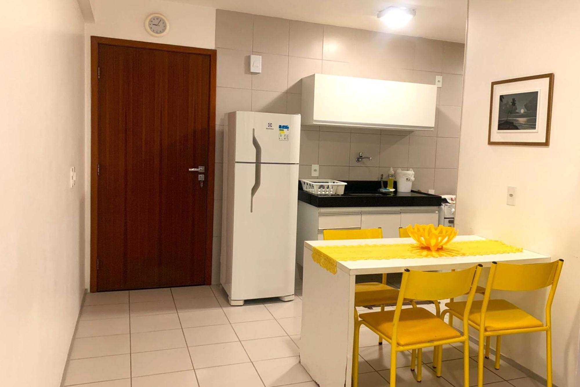 Apartamento 50M Praia- Piscina - Vista Mar - Academia - *