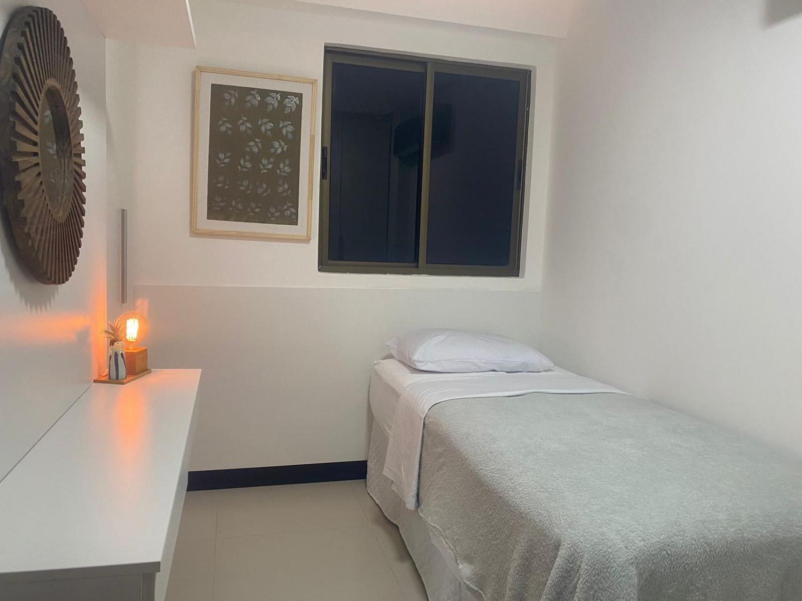 Luxor Double Com Varanda Gourmet Contendo Churrasqueira E Frigobar, Vista Panoramica Da Ponta Verde! 2 Quartos Com Split, 2 Banheiros E Uma Banheira De Hidromassagem Na Do Apartamento!