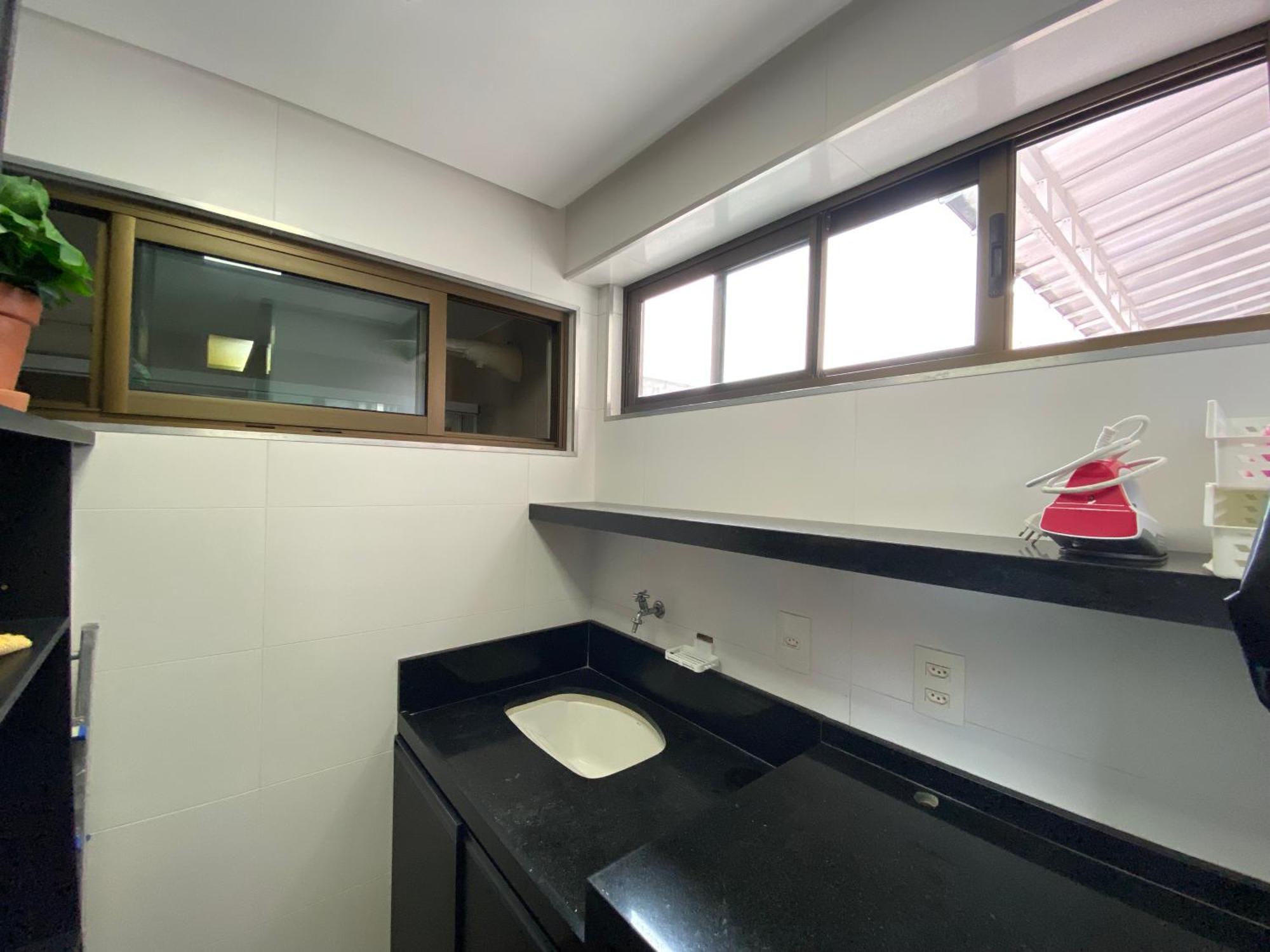 Luxor Double Com Varanda Gourmet Contendo Churrasqueira E Frigobar, Vista Panoramica Da Ponta Verde! 2 Quartos Com Split, 2 Banheiros E Uma Banheira De Hidromassagem Na Do Apartamento! Apartment