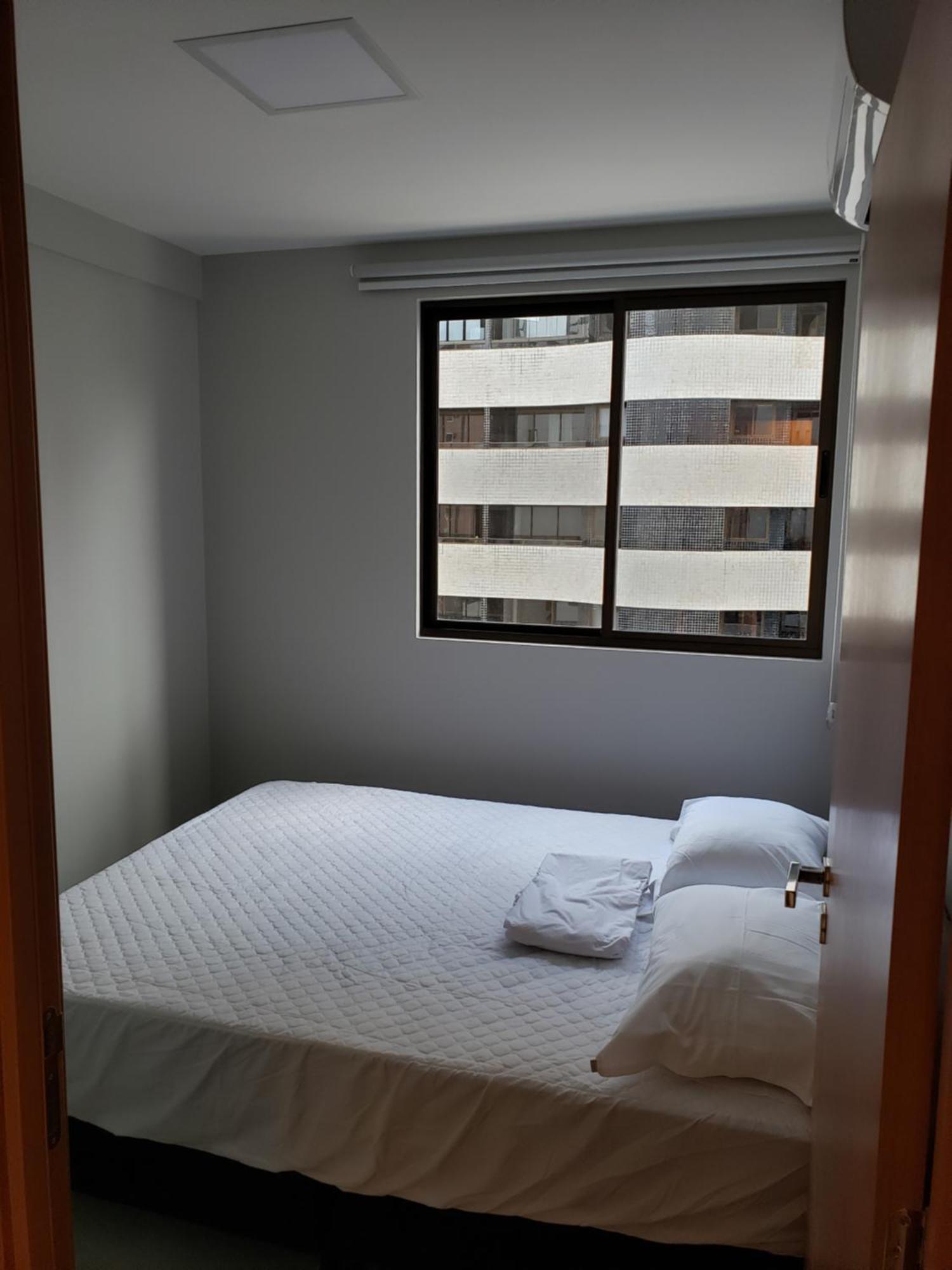 2 Quartos E Sala Climatizado Ponta *
