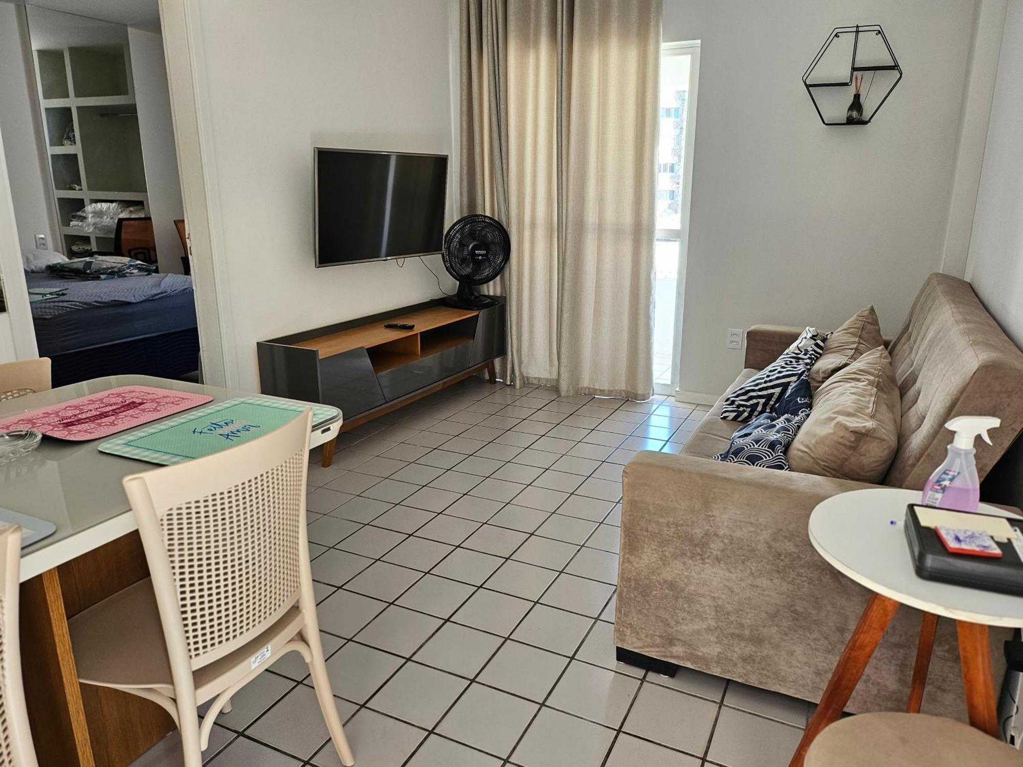 Apartamento Ap 1 250m Mar, Amplo, 57m2, C Suite, 2wcs, 2varandas