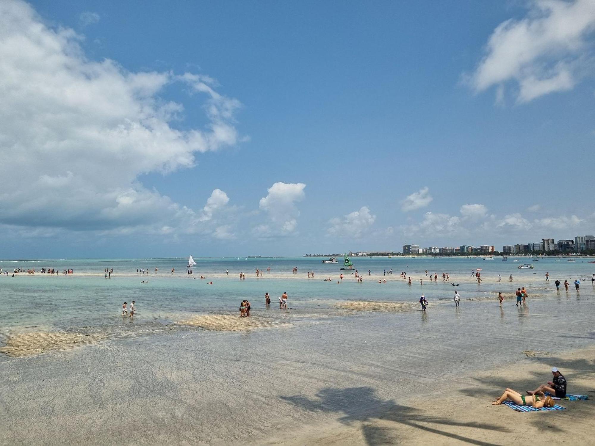 Apartamento Flat Vista Mar C Limpeza Diaria | R627 Maceió