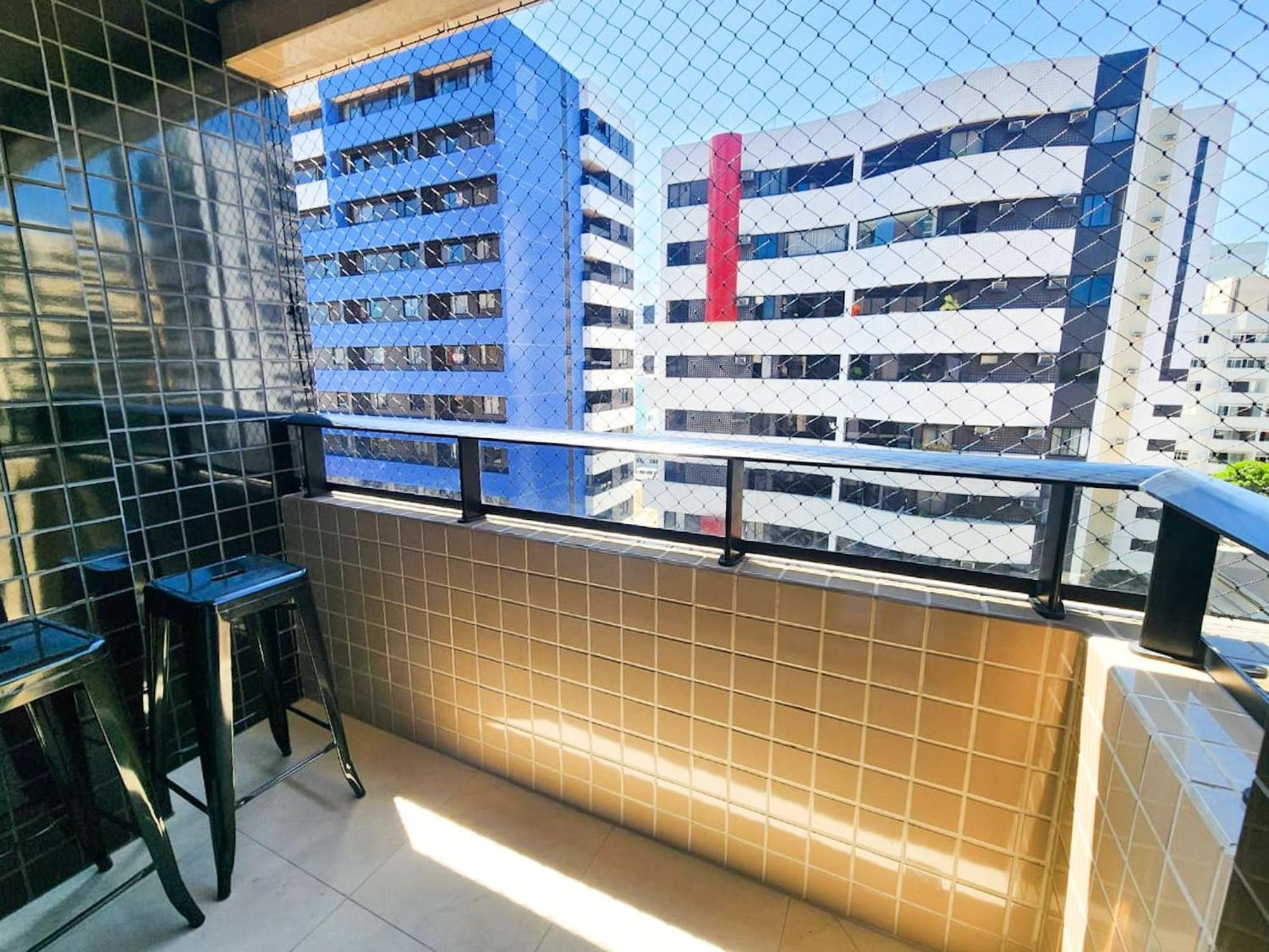 Apartamento Ape Amplo Entre As Praias De Ponta Verde E Pajucara