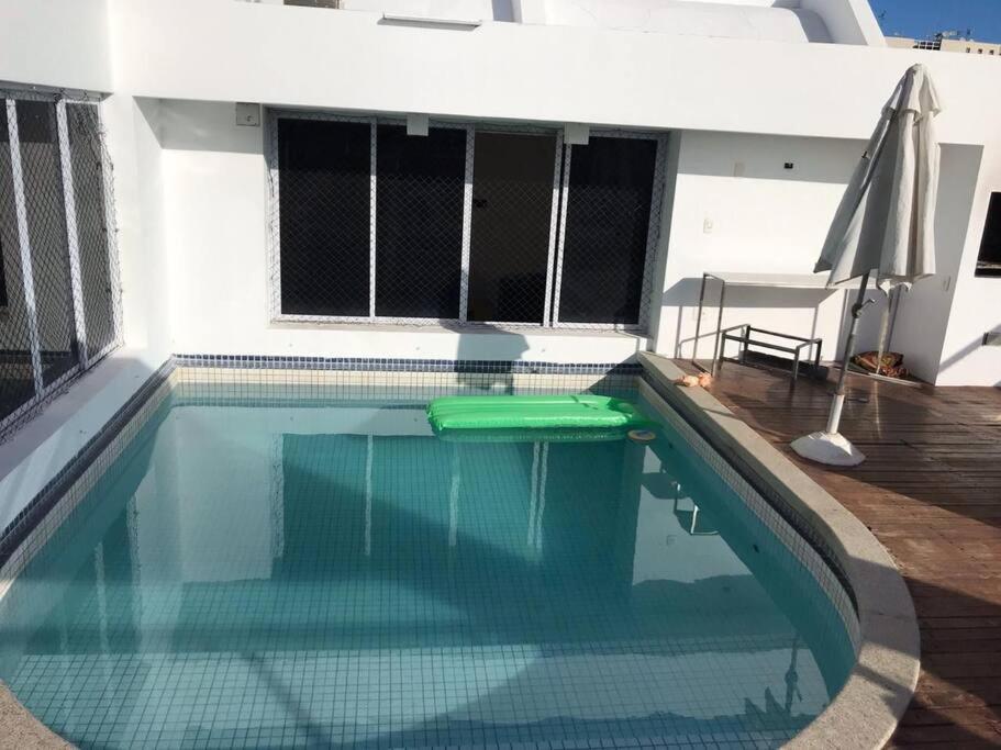 Cobertura Duplex Com Piscina Na Ponta Maceió