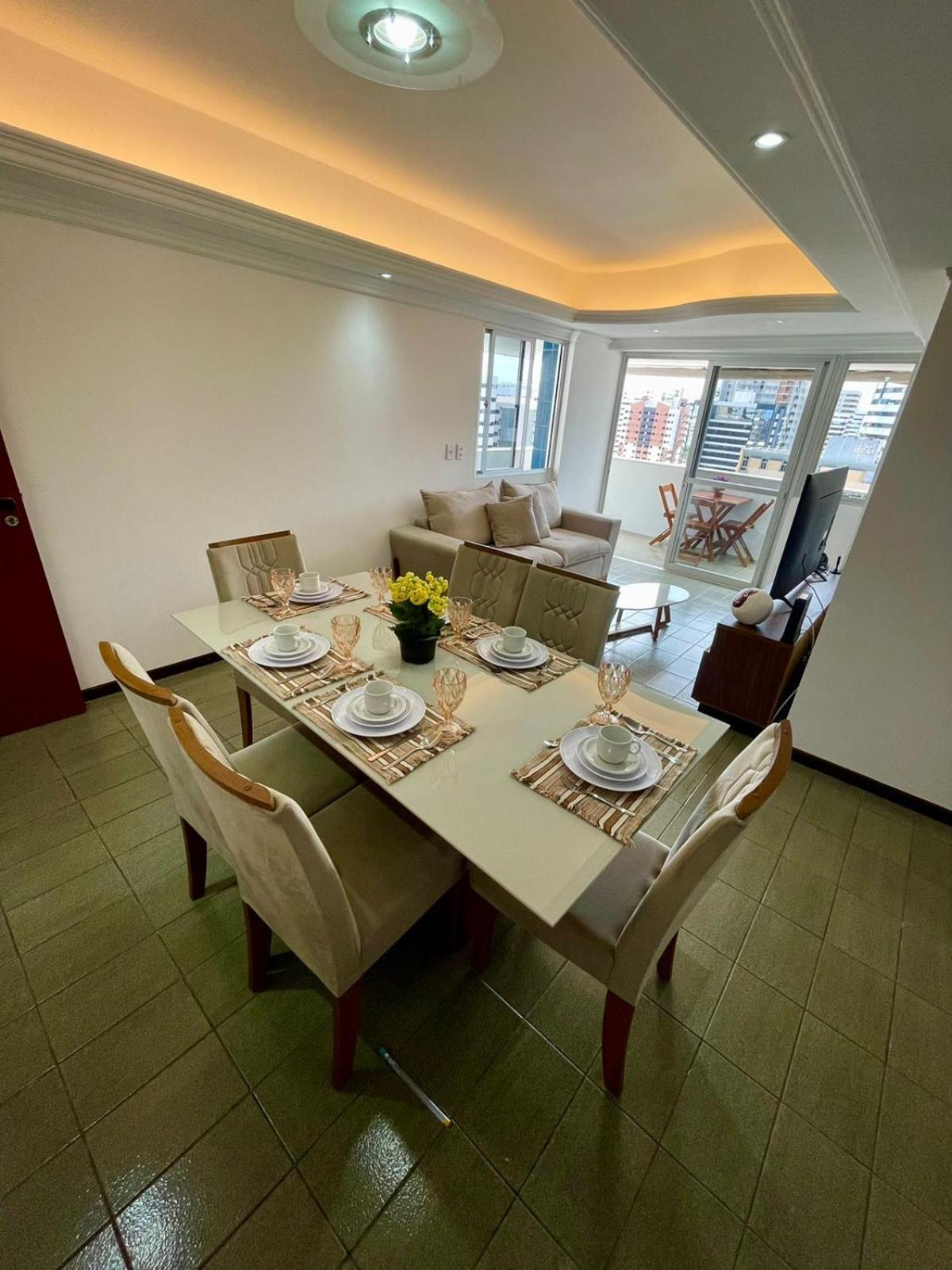 Amplo Com 196 M2 Apartamento Maceió