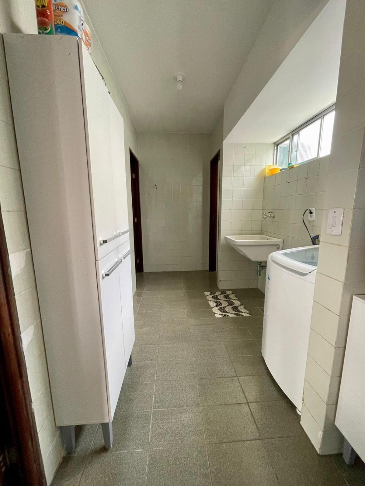 Amplo Com 196 M2 Maceió