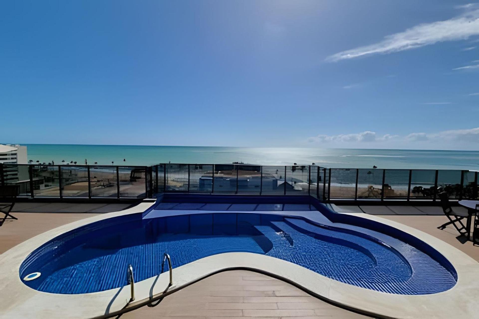 2 Quadra Mar,academia, Piscina No Topo *
