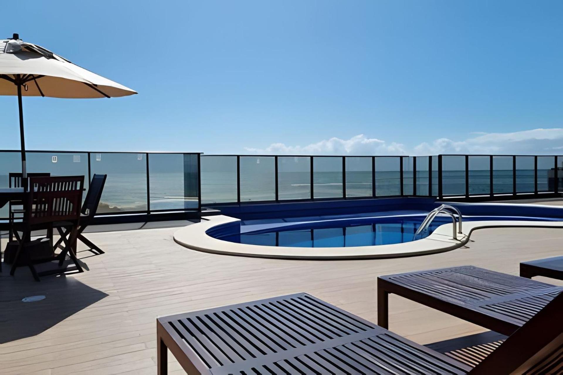 Apartamento 2 Quadra Mar,academia, Piscina No Topo *