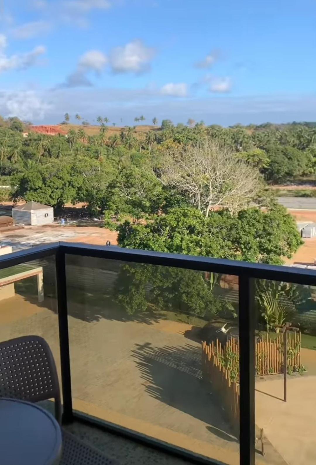 Em Ipioca Apartamento