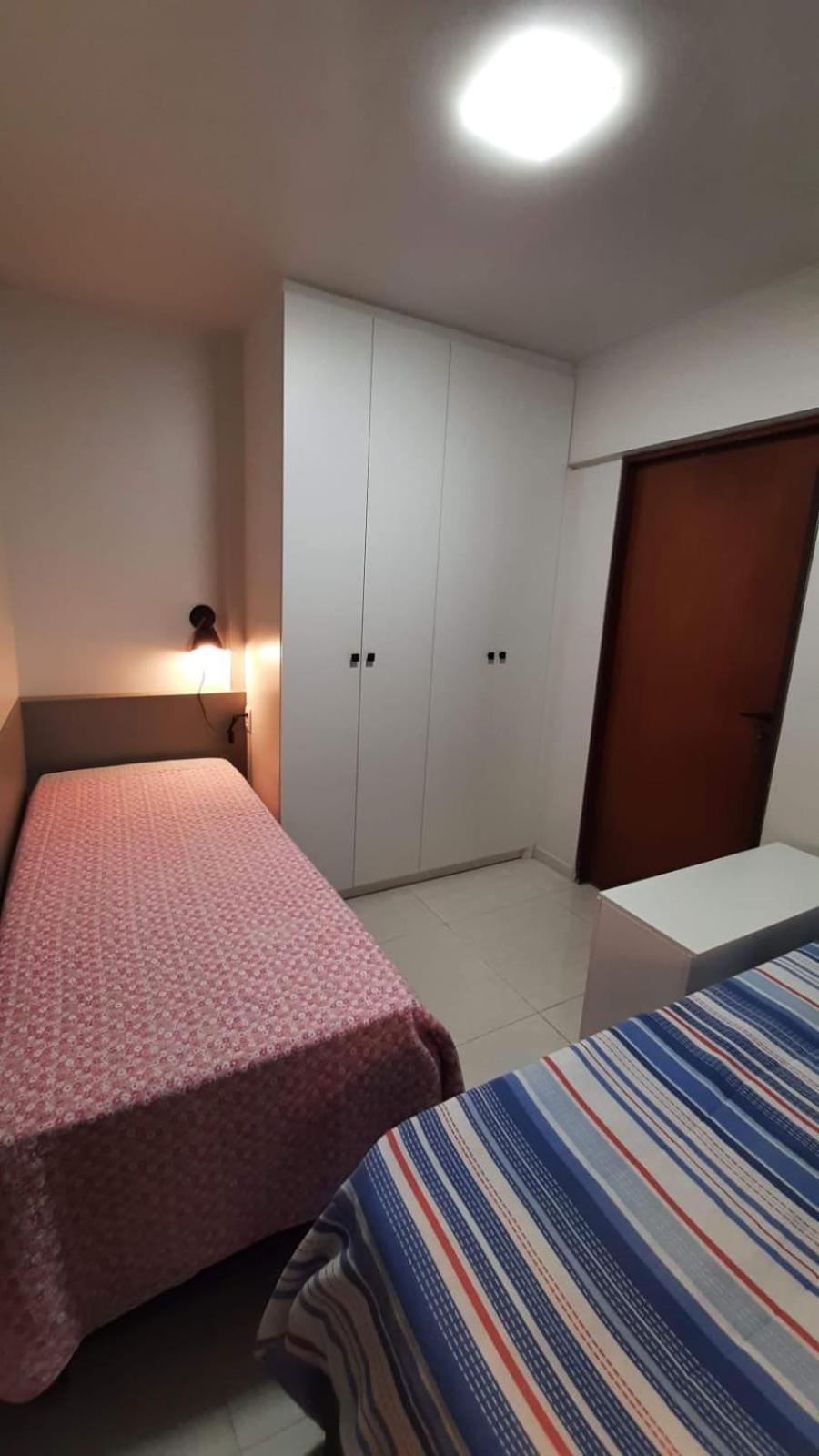 De Ponta Verde, A Beira Mar, Com Sala Climatizada, Paraiso Em *