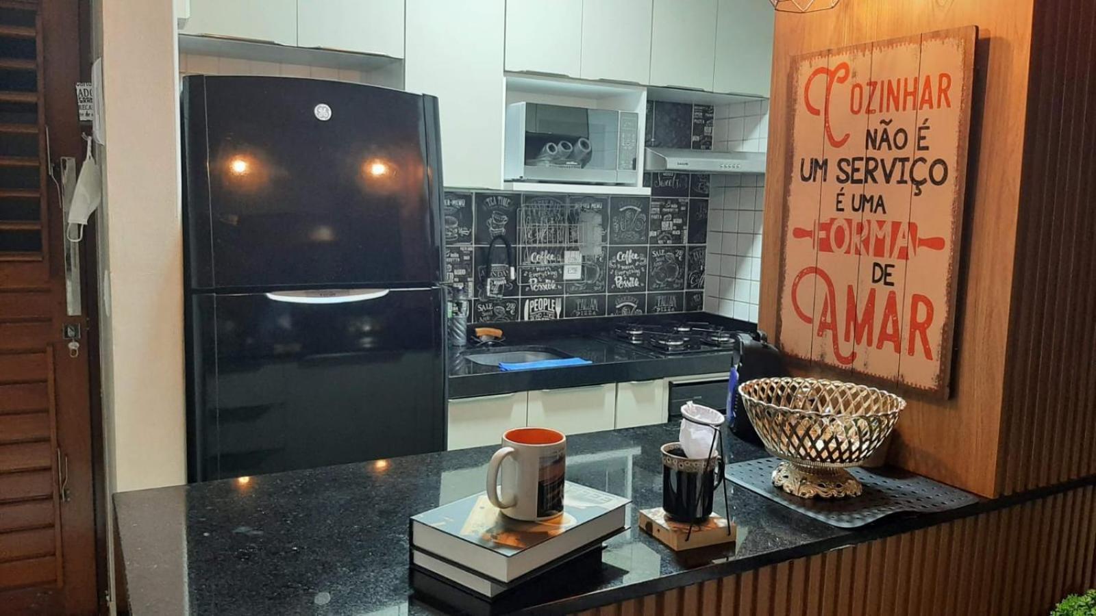 De Ponta Verde, A Beira Mar, Com Sala Climatizada, Paraiso Em Apartamento *