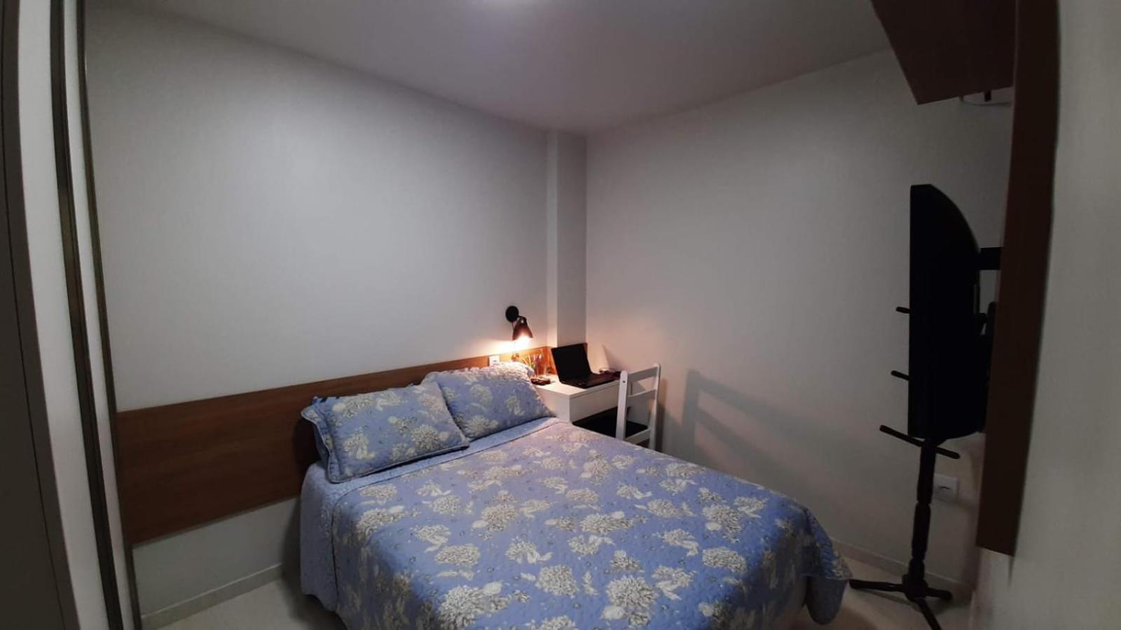 De Ponta Verde, A Beira Mar, Com Sala Climatizada, Paraiso Em Apartamento Maceió