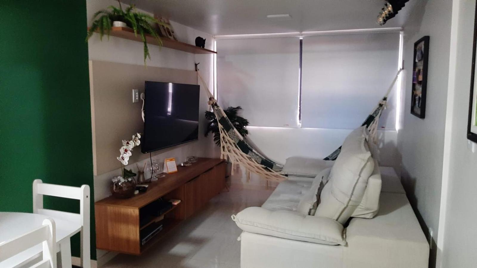 De Ponta Verde, A Beira Mar, Com Sala Climatizada, Paraiso Em Apartamento Maceió