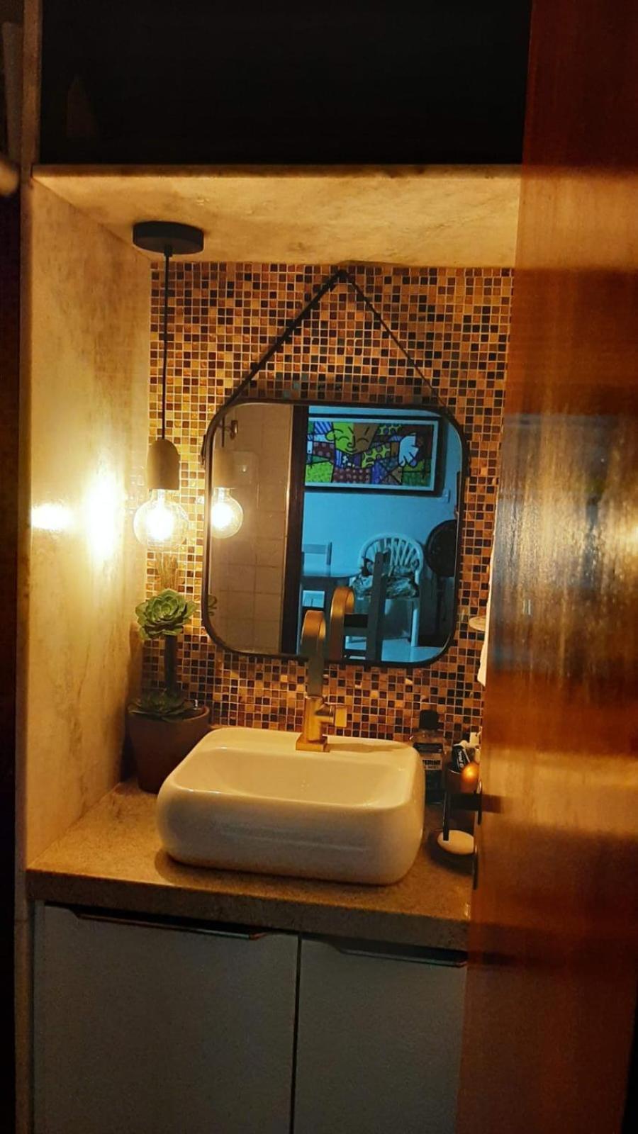 De Ponta Verde, A Beira Mar, Com Sala Climatizada, Paraiso Em Apartamento *