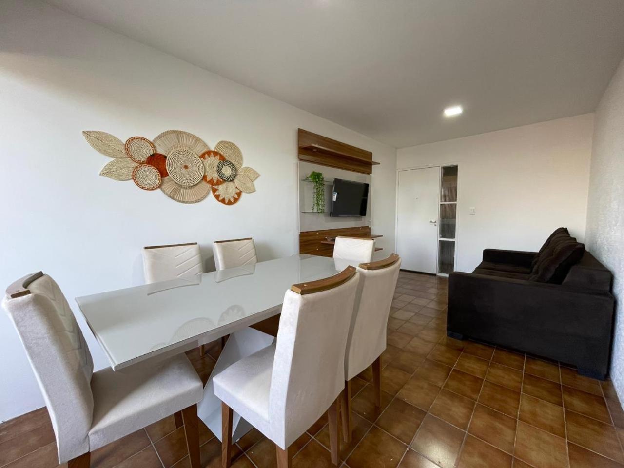 Em Apartamento *