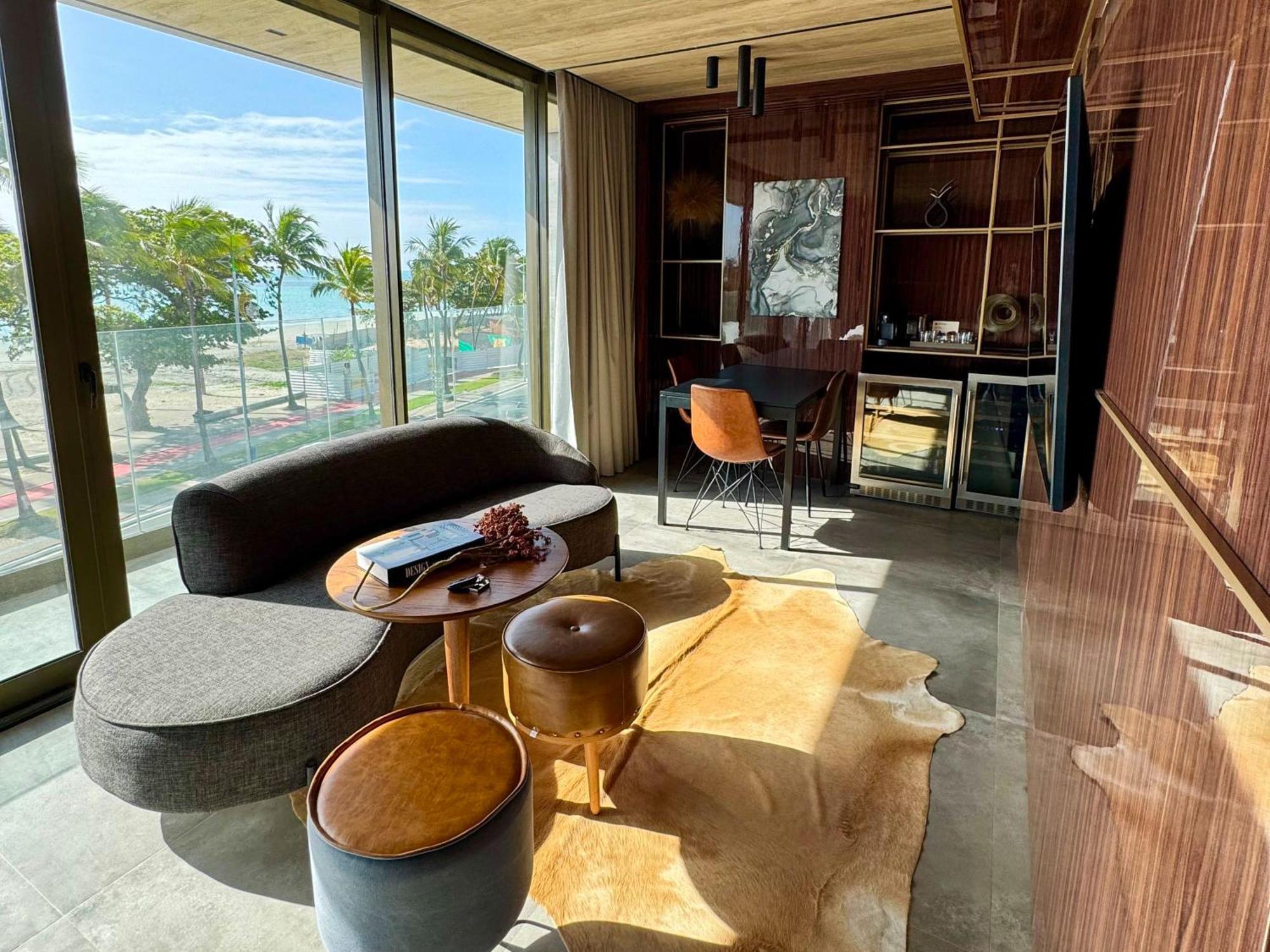 Apartamento Apto Luxo Beira-mar Com Varanda Com Vista Frente Mar Na Da Pajucarant310 Maceió