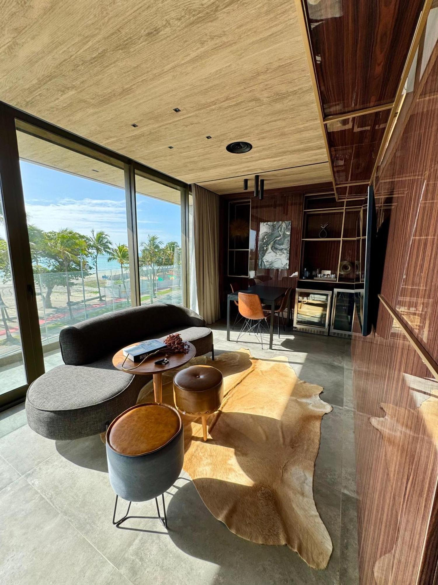 Apto Luxo Beira-mar Com Varanda Com Vista Frente Mar Na Da Pajucarant310 Apartamento Maceió