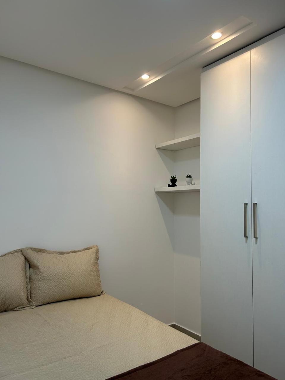 2 Quartos Completo Em Jatiuca -