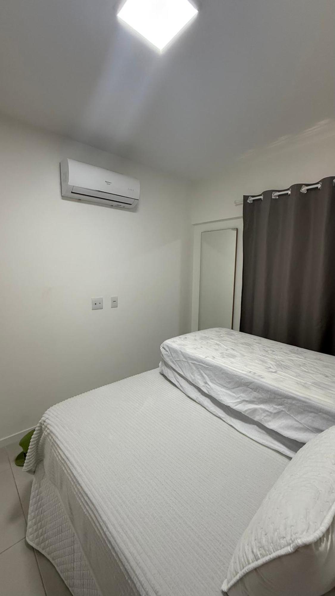 Apto E Sala Mobiliado No Bairro Ponta Apartamento