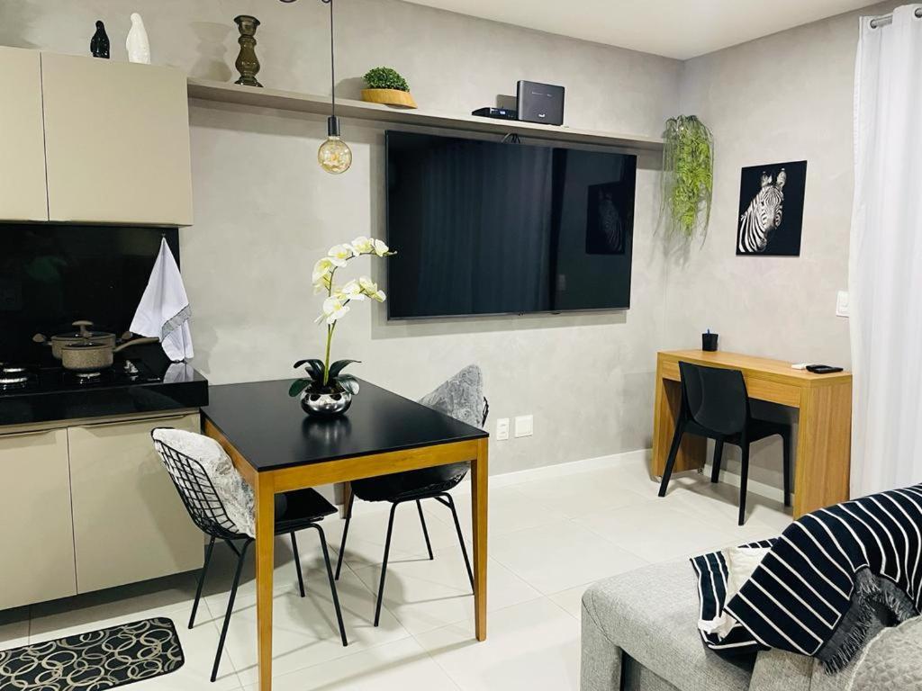 Apartamento Luxo E Bem Estar- Edificio Time 914 - Sc Hospedagens Premium *