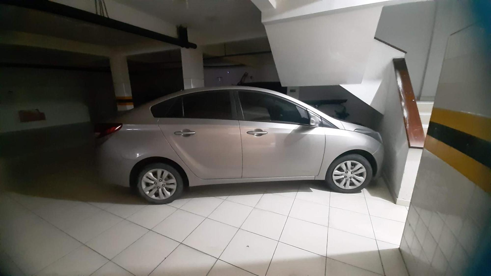 De Ponta Verde, A Beira Mar, Com Sala Climatizada, Paraiso Em Apartamento *