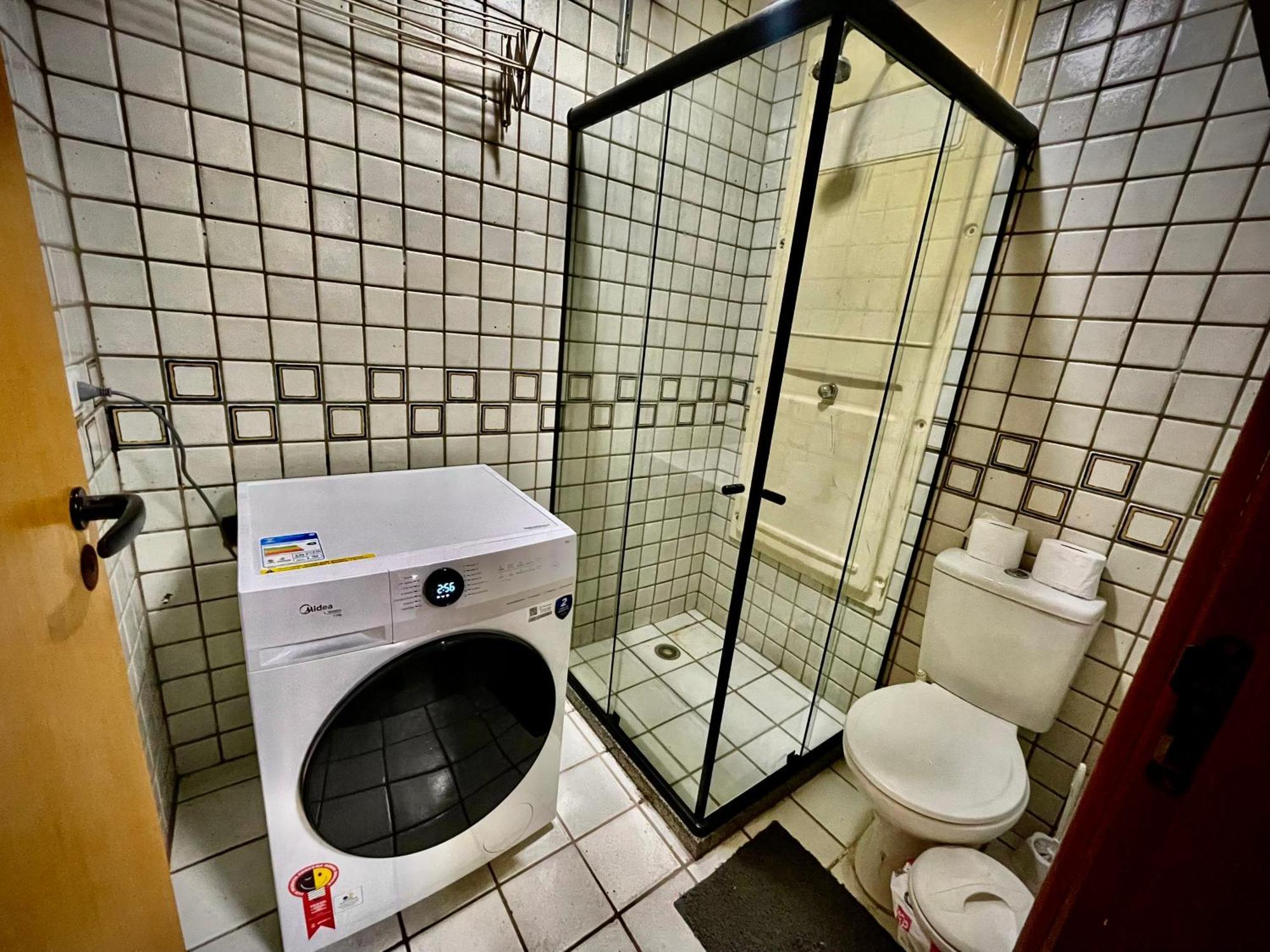 Beira Mar 2 Quartos Com Ar E Cozinha Completa