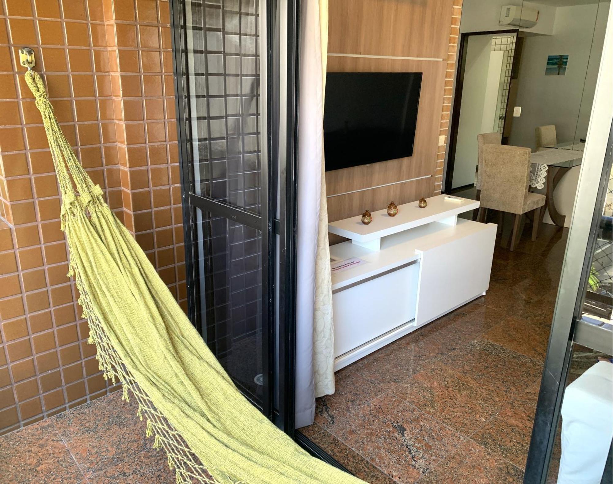 Apartamento Ponta 250m I Piscina I Garagem I Lirios 502