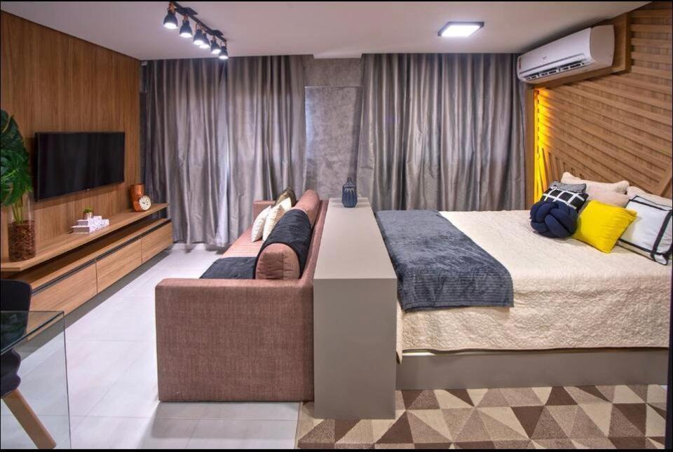 Apartamento Edificio Time - Ponta - Apto 517