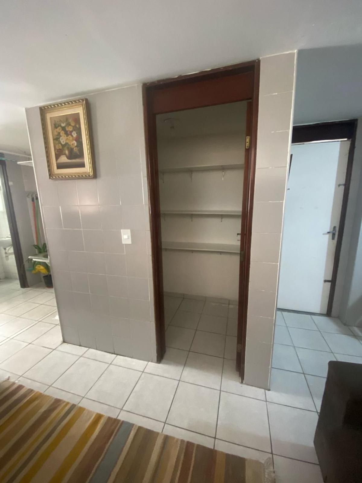 E Sala A 150 Metros Da Apartamento