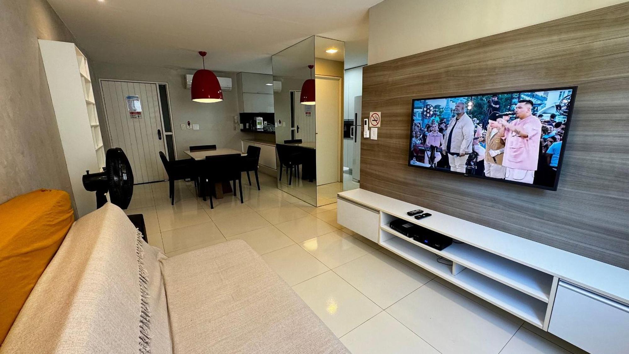 Sevilha Suites: Beachfront Comfort In Ponta *