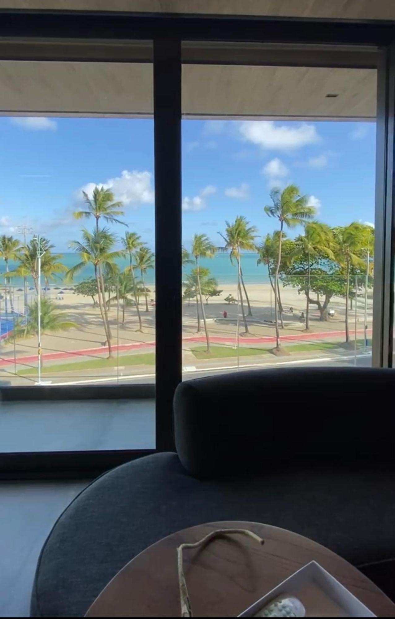 Apto Luxo Beira-mar Com Varanda Com Vista Frente Mar Na Da Pajucarant310 Maceió