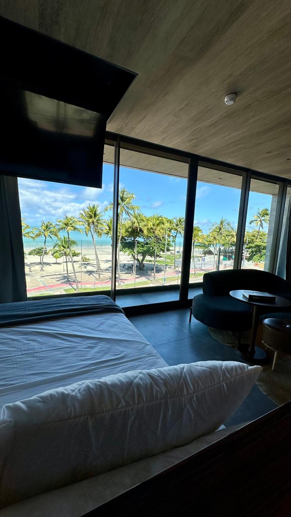 Apto Luxo Beira-mar Com Varanda Com Vista Frente Mar Na Da Pajucarant310 Maceió