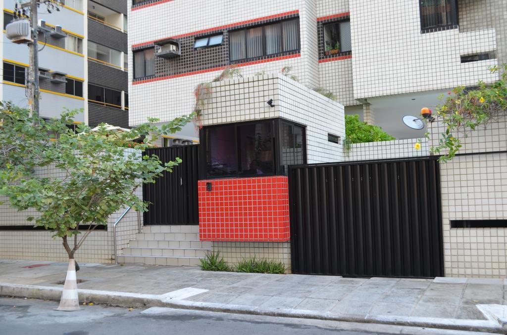Apartamento 102 *