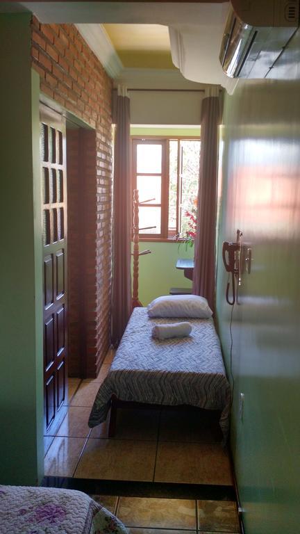 Guest house Recanto Do Mergulhao 3*