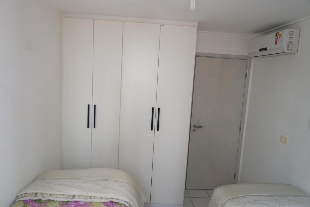 Na Beira Mar: Oceanfront With Lateral Sea View Apartamento Maceió
