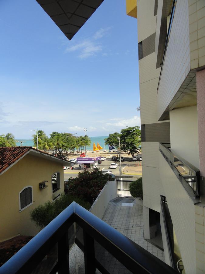 Apartamento Na Beira Mar De Pajucara - Todo Reformado *