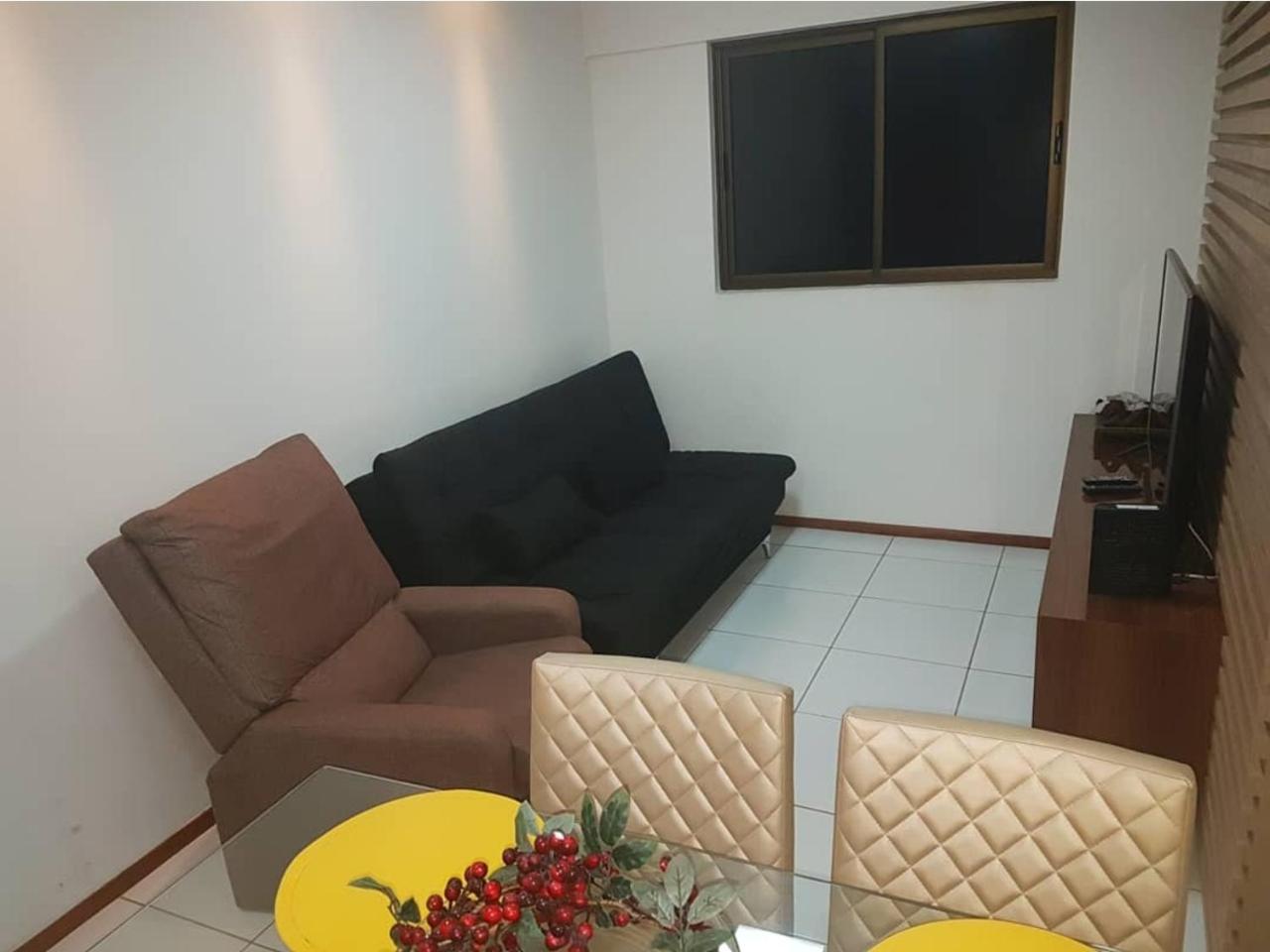 Apartamento quarto e sala em Ponta Verde *