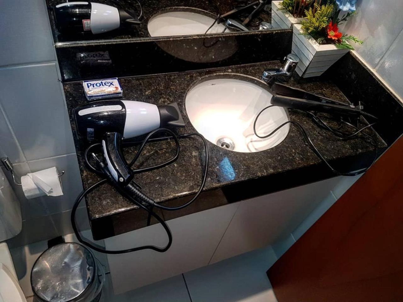 Apartamento quarto e sala em Ponta Verde