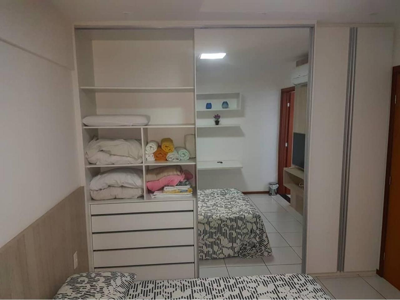 Apartamento quarto e sala em Ponta Verde Apartamento