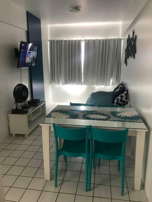 Em Apartment *