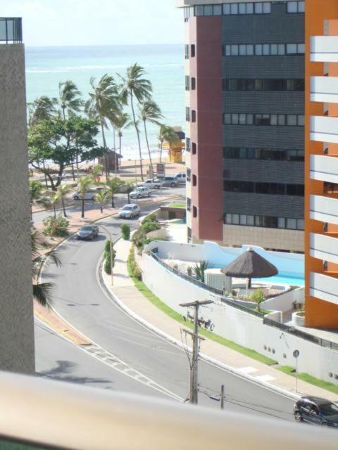 Apto Na Primeira Quadra Praia! Quarto E Sala-absolut Class *