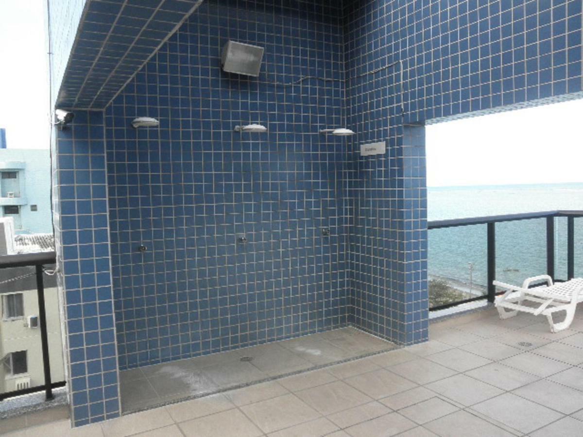Apartamento Na Beira Mar: Oceanfront With Lateral Sea View Maceió