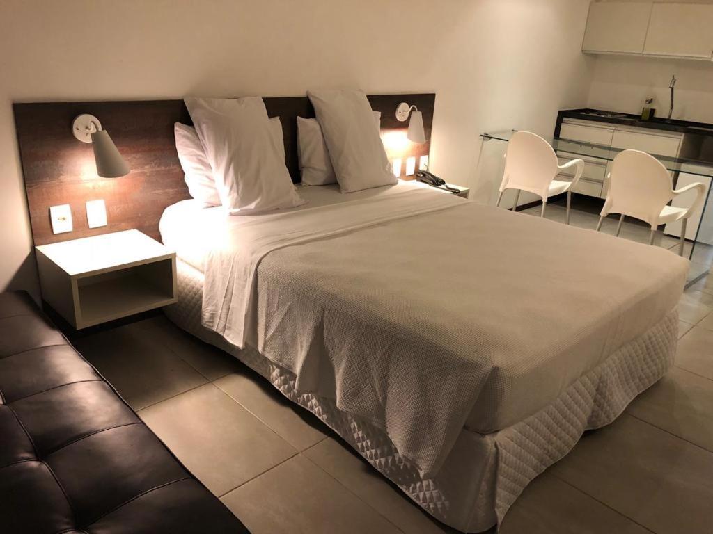 Ritz Suites Condominio - Flat Particular Beira Mar Apartamento *
